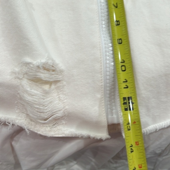 LF Jean Skirt with center zipper down the front - Picture 5 of 8